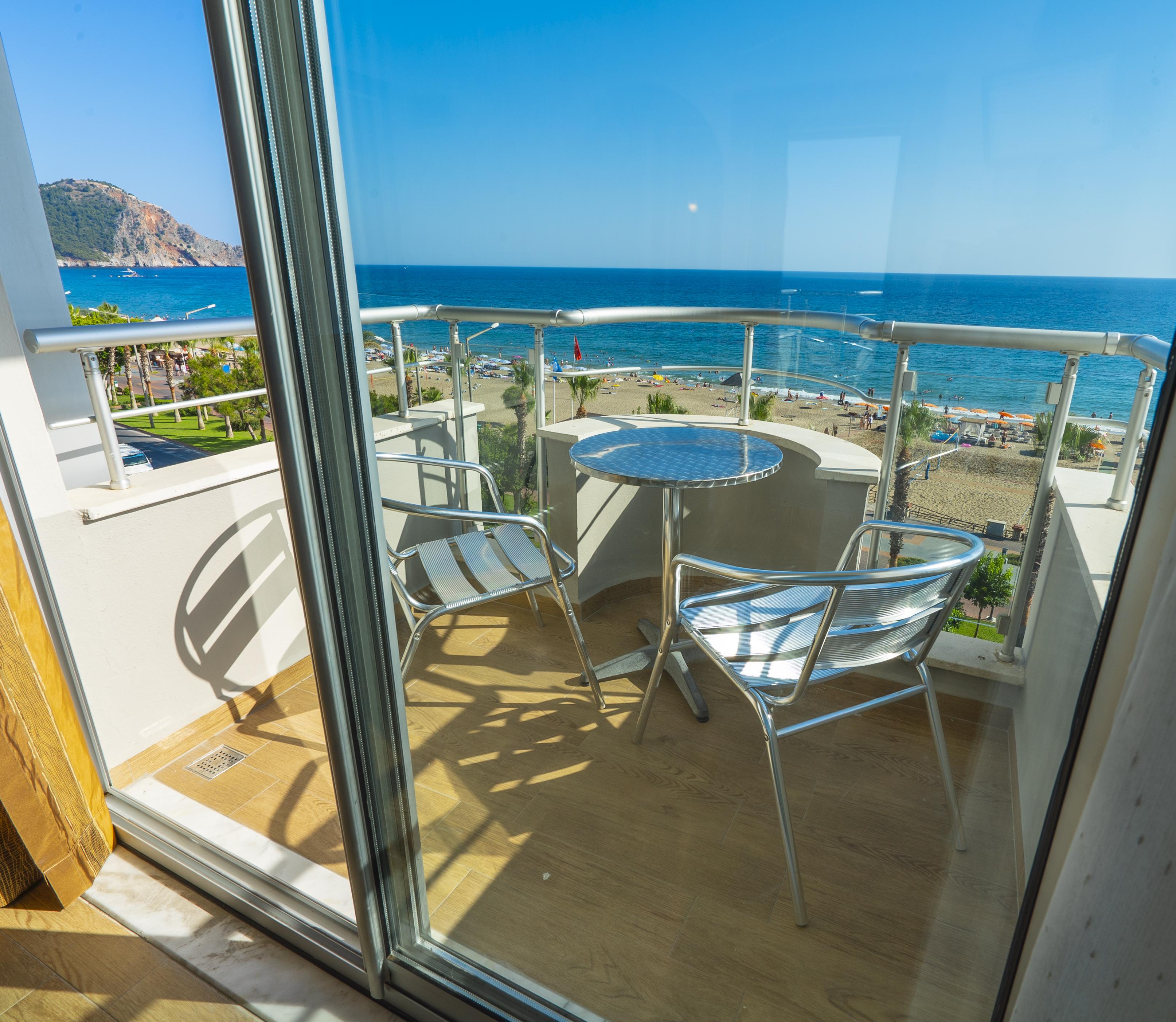 Kleopatra Celine Hotel Alanya Exterior photo