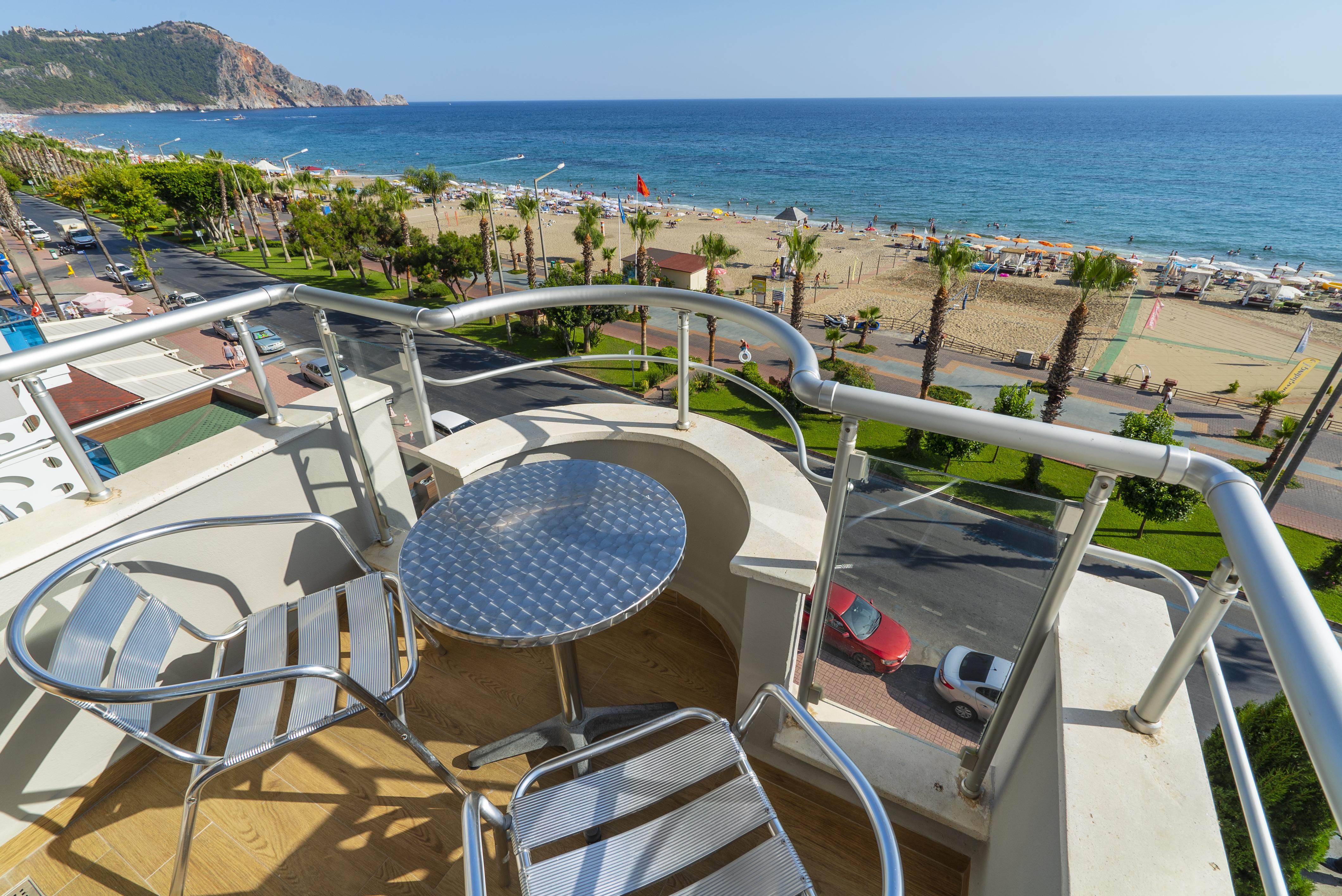 Kleopatra Celine Hotel Alanya Exterior photo