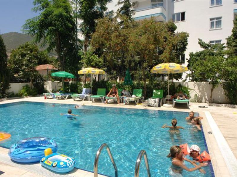 Kleopatra Celine Hotel Alanya Exterior photo